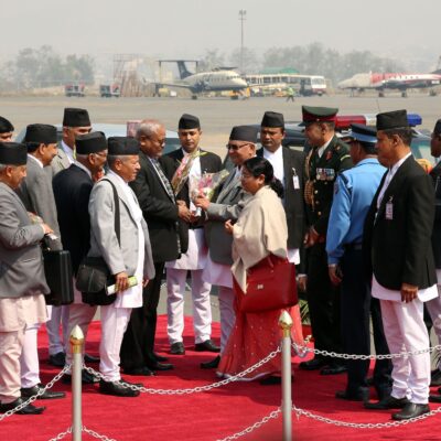 दलबलसहित प्रधानमन्त्री ओली चीन भ्रमणका लागि प्रस्थान