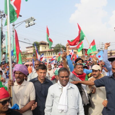 संघीय गठबन्धन दलको सिंहदरवार घेराउ, पहिलो दिन शान्तिपूर्ण