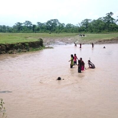 विद्यालय जानभन्दा खोलामा बग्न रुचाउँछन मुसहर बालबालिका