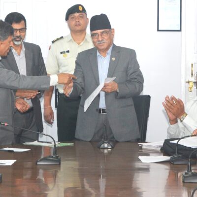 प्रधानमन्त्रीले भन्नुभयो, ‘फाष्ट ट्रयाक निर्माण ठेक्का भारतलाई दिइँदैन’