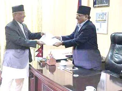 नेपालको हितविपरित काम नगर्न प्रचण्डलाई एमालेको ध्यानाकर्षणपत्र