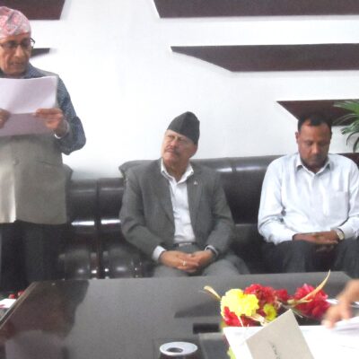 मञ्चले गरायो सुदूरपश्चिमको स्वास्थ्य समस्याबारे मन्त्रीको ध्यानाकर्षण