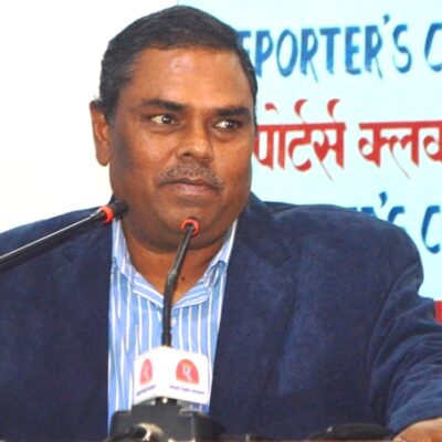 विदेशीलाई नेपाली नागरिकता दिने माग हाम्रो होइनः अध्यक्ष यादव