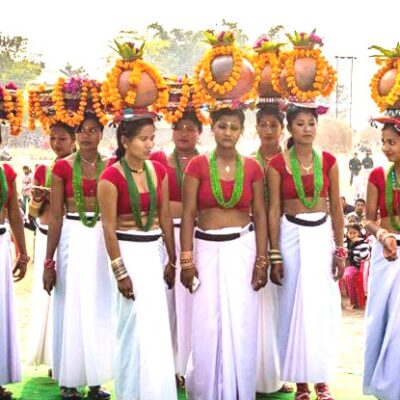 थारु पत्रकार संघ दाङ शाखले पुस २८ गते माघीडेवानी कार्यक्रम गर्दै