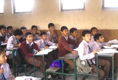 मातृभाषा शिक्षाले रानाथारु समुदायमा विद्यार्थीको चाप बढायो