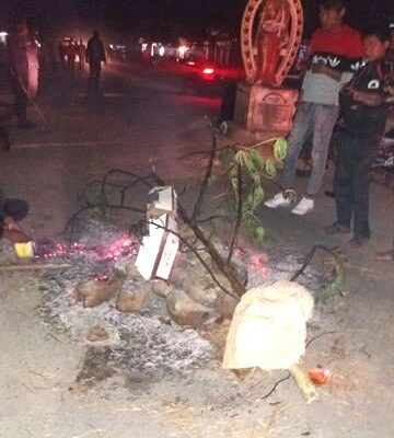 थारु गाउँमा होली पर्व शुरु, आइतबार साँझ चीर दहन सकियो