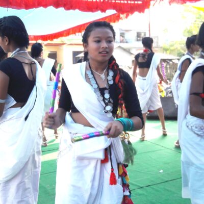 थारु नृत्य झम्टा प्रतियोगितामा प्याराडाइज महिला समूहले बाजी मार्यो