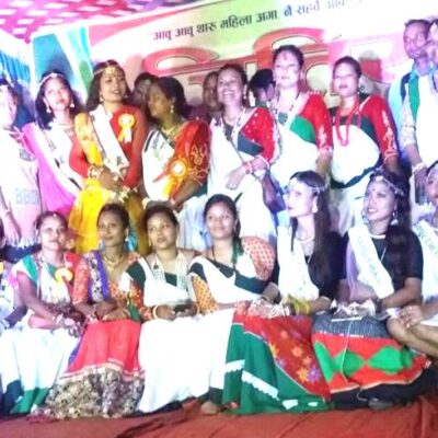 जितिया पर्वको अवसरमा झुम्काबजारमा थारु सांस्कृतिक कार्यक्रम