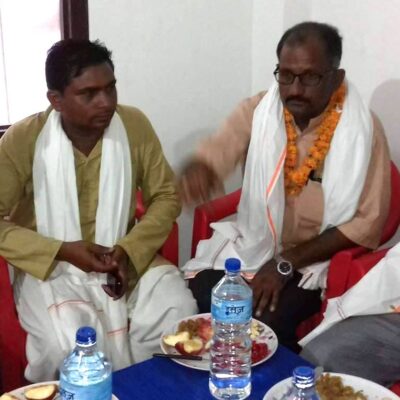 सरकारका मन्त्रीहरु भोजभतेर गराउँदै, भोट माग्दै प्रदेश नं. २ मा