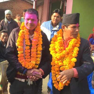 वाम गठबन्धनका उम्मेदवारहरु मतदाताको घरदैलो अभियानमा व्यस्त