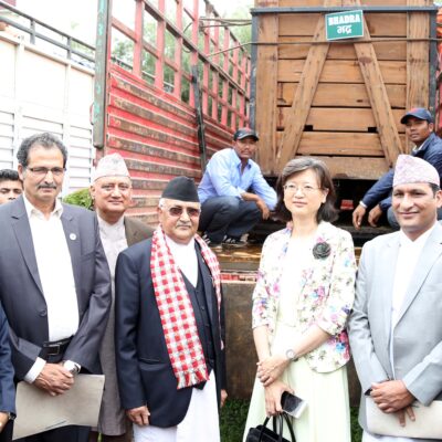 नेपालले चीनलाई दियो दुई गैंडा उपहार, सम्बन्ध थप मजबुद हुने विश्वास