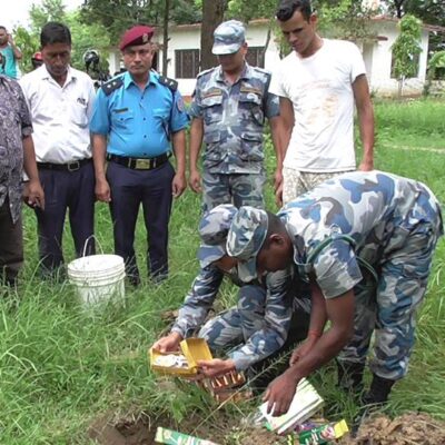 भन्सार छली ल्याइएका विभिन्न सामानहरुको सशस्त्र प्रहरीले गर्यो नष्ट