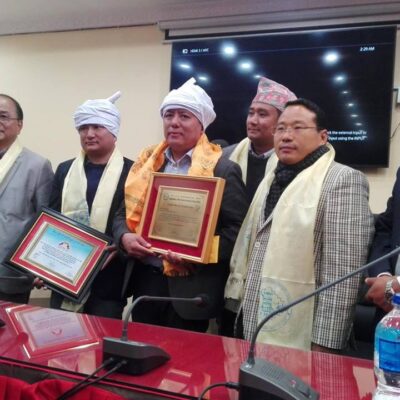 दुई जना आदिबासी जनजाति पत्रकार चाम्लिङ राई र मिलन तमु सम्मानित